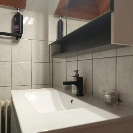 Neu Komplette Wohnung Schwarzwaldluft Klein Kompakt Gemuetlich Direkte Buchung Keine Freigabe Erforderlich شقة Oberndorf am Neckar